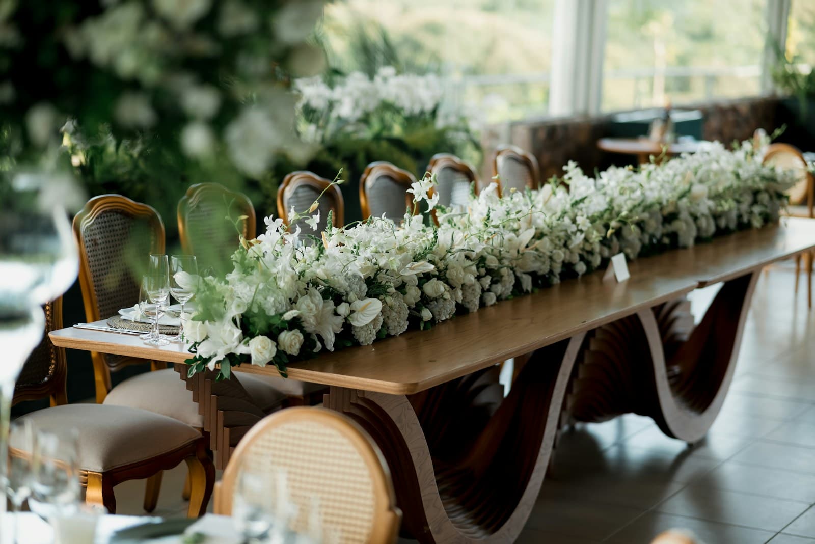 Décor de mariage : Guirlandes linéaires